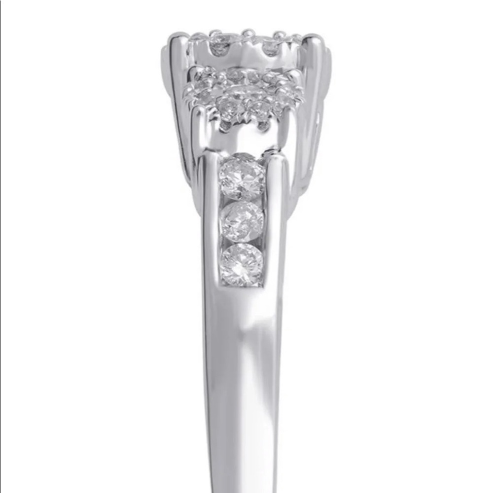 Ring - Picture 7 of 7
